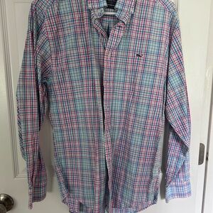 Vineyard Vines Blue and Pink Casual Button Down Shirt